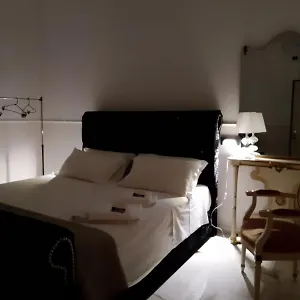 Palazzo Novecento Centro Storico Couette-café