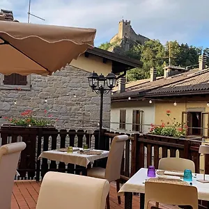 Regina Yeti Bistrot 3*, Sestola Italia
